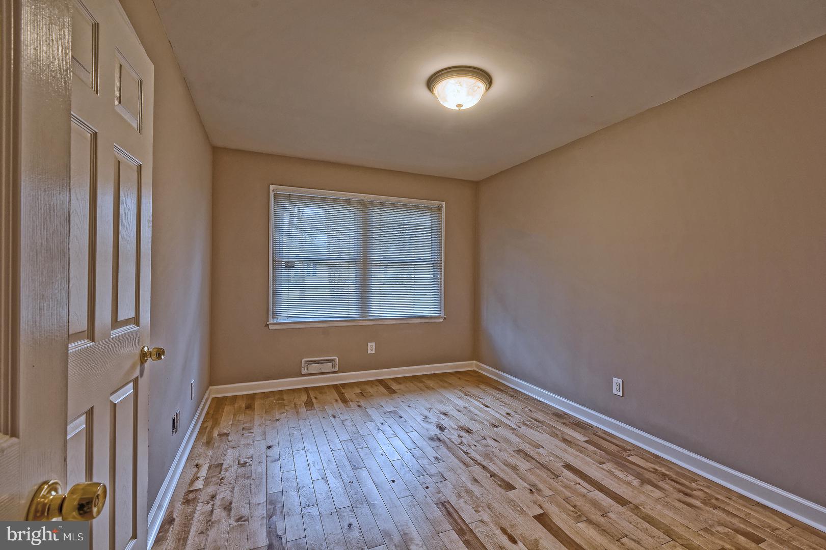132 Pine Valley Road Cherry Hill, NJ 08034 - Photo 20 of 23 Gallery Image 20