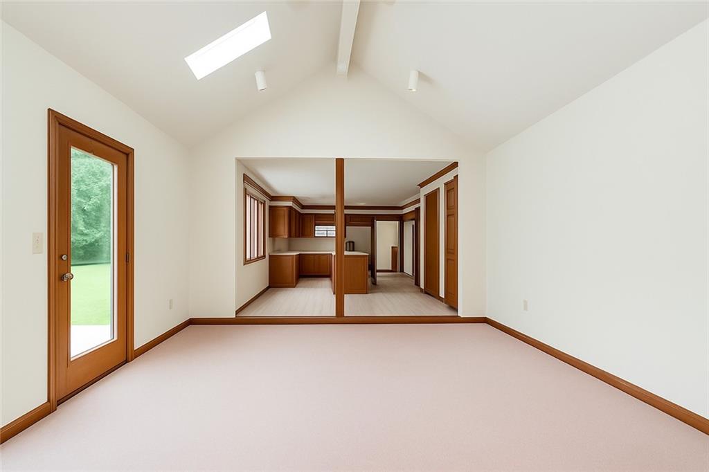 1118 Sandstone Road Greensburg, PA 15601 - Photo 19 of 50 a view of entryway