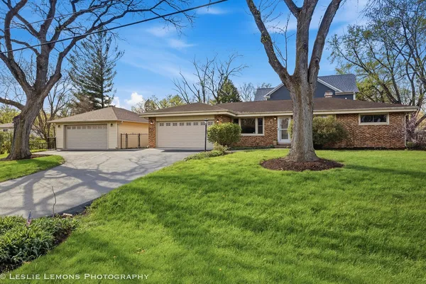 $415,000 | 3S328 Juniper Lane, Glen Ellyn, IL 60137