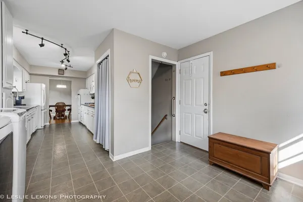 $415,000 | 3S328 Juniper Lane, Glen Ellyn, IL 60137