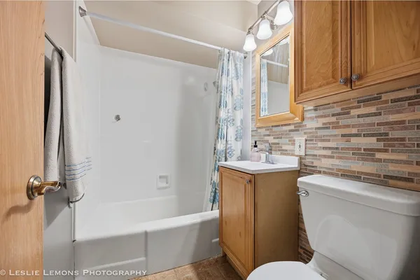 $415,000 | 3S328 Juniper Lane, Glen Ellyn, IL 60137