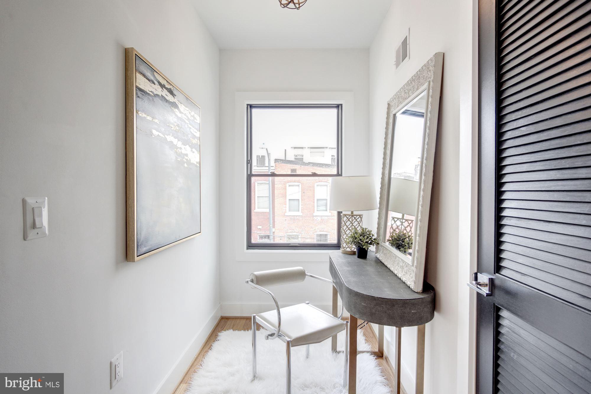 609 Gresham Place Northwest, Unit 2 Washington, DC 20001 - Photo 10 of 20 3rd room makes a great office
