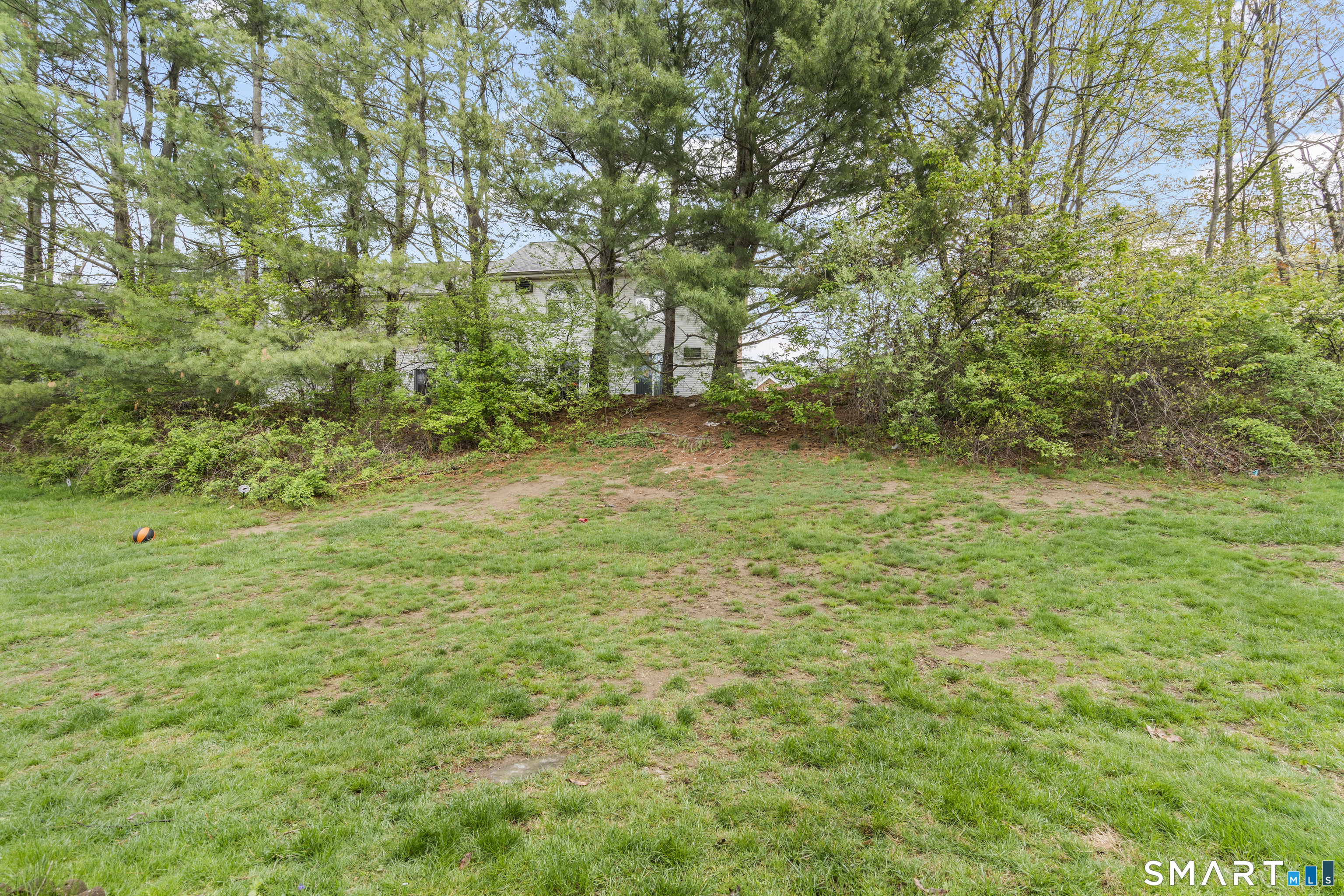 585 Park Road, Unit 73 Waterbury, CT 06708 - Photo 24 of 28