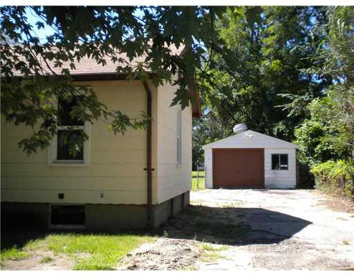 117 Wiard Road Ypsilanti, MI 48198 - Photo 3 of 4 Photo 3