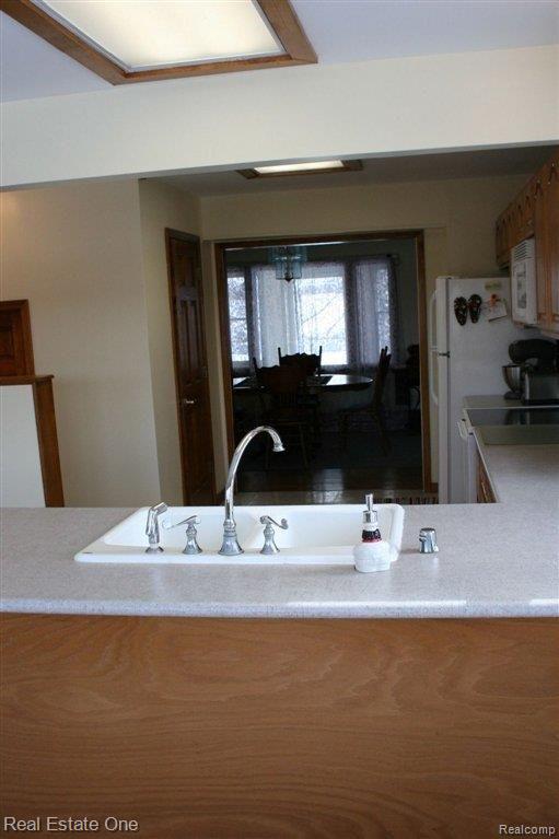 4240 Hadley Road Metamora, MI 48455 - Photo 11 of 25 IMG_8232.jpg