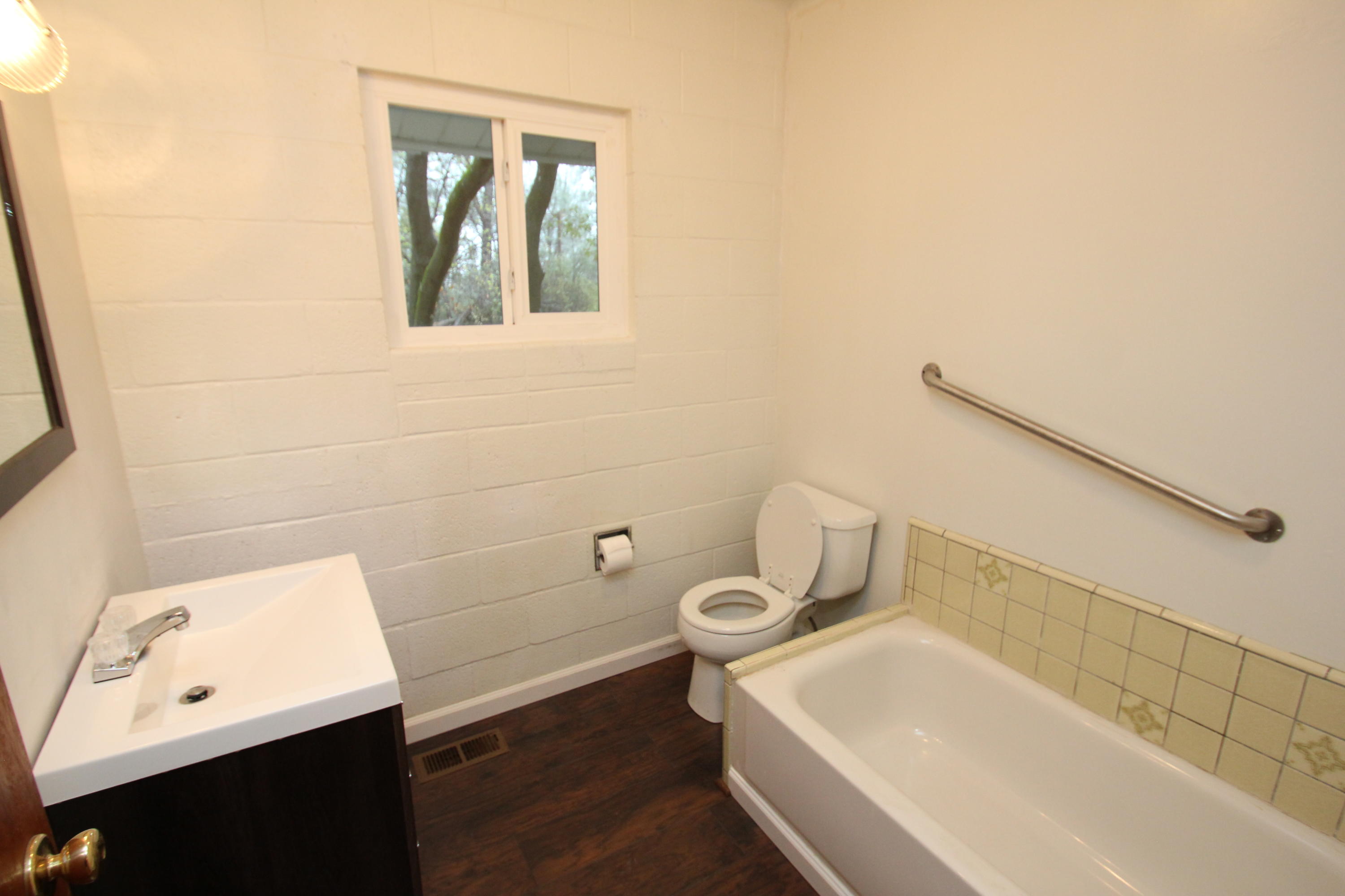 17778 Irish Road Redding, CA 96003 - Photo 12 of 13 IMG_0693