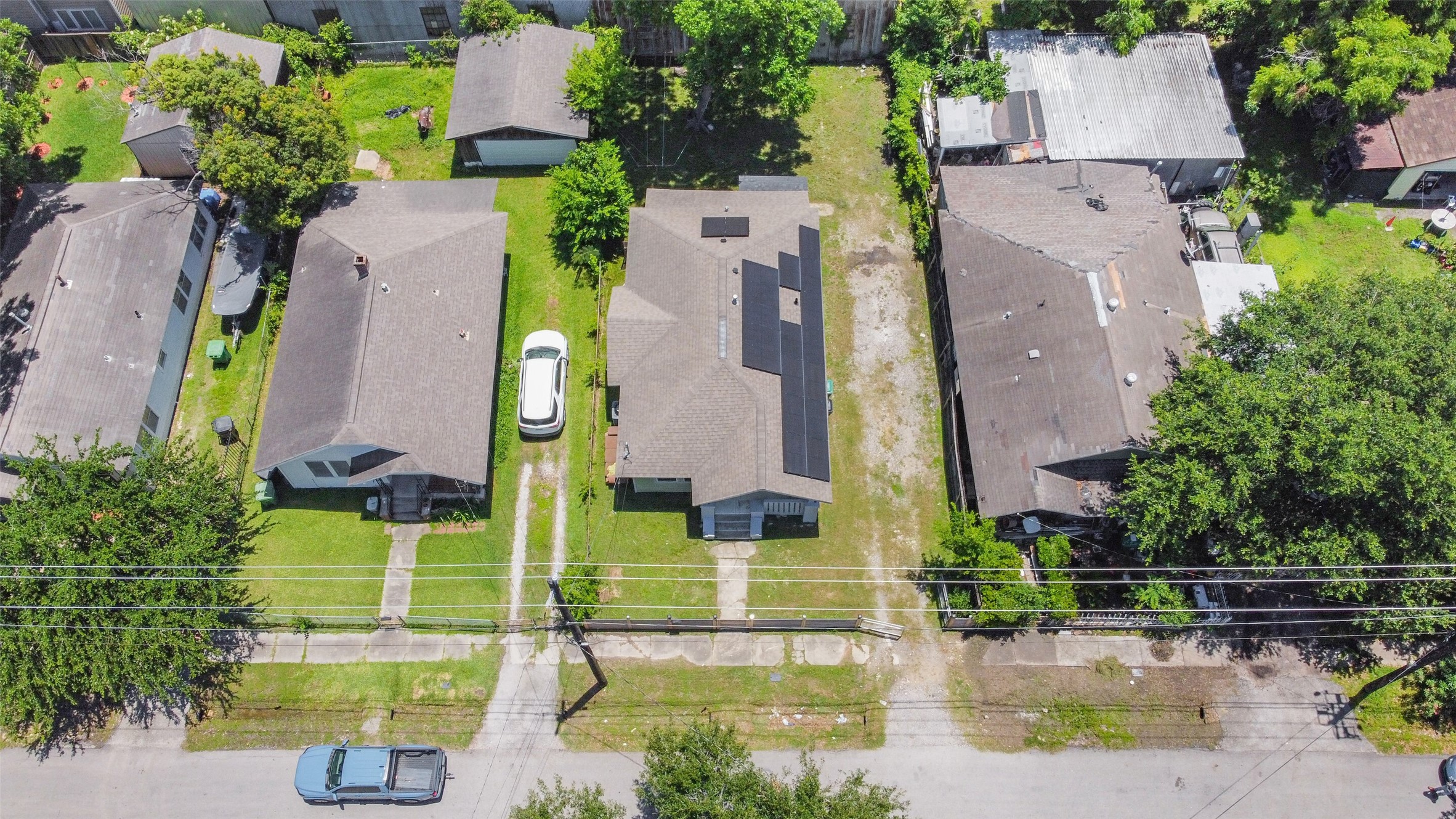 220 Engel Street Houston, TX 77011 - Photo 4 of 29 Ariel View