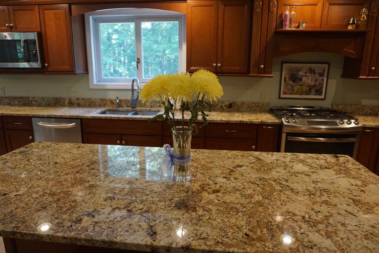 36 West Hill Road Brookline, NH 03033 - Photo 4 of 23