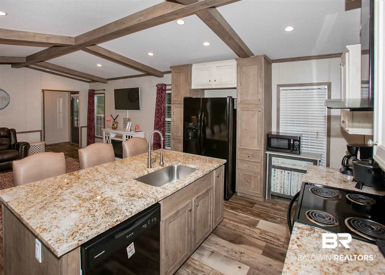 10040 Beach Road Foley, AL 36535 - Photo 8 of 50 Gallery Image 8