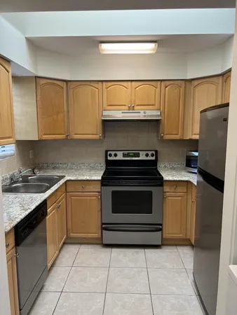 $2,000 | 6045 Eberts Street, Jupiter, FL 33458