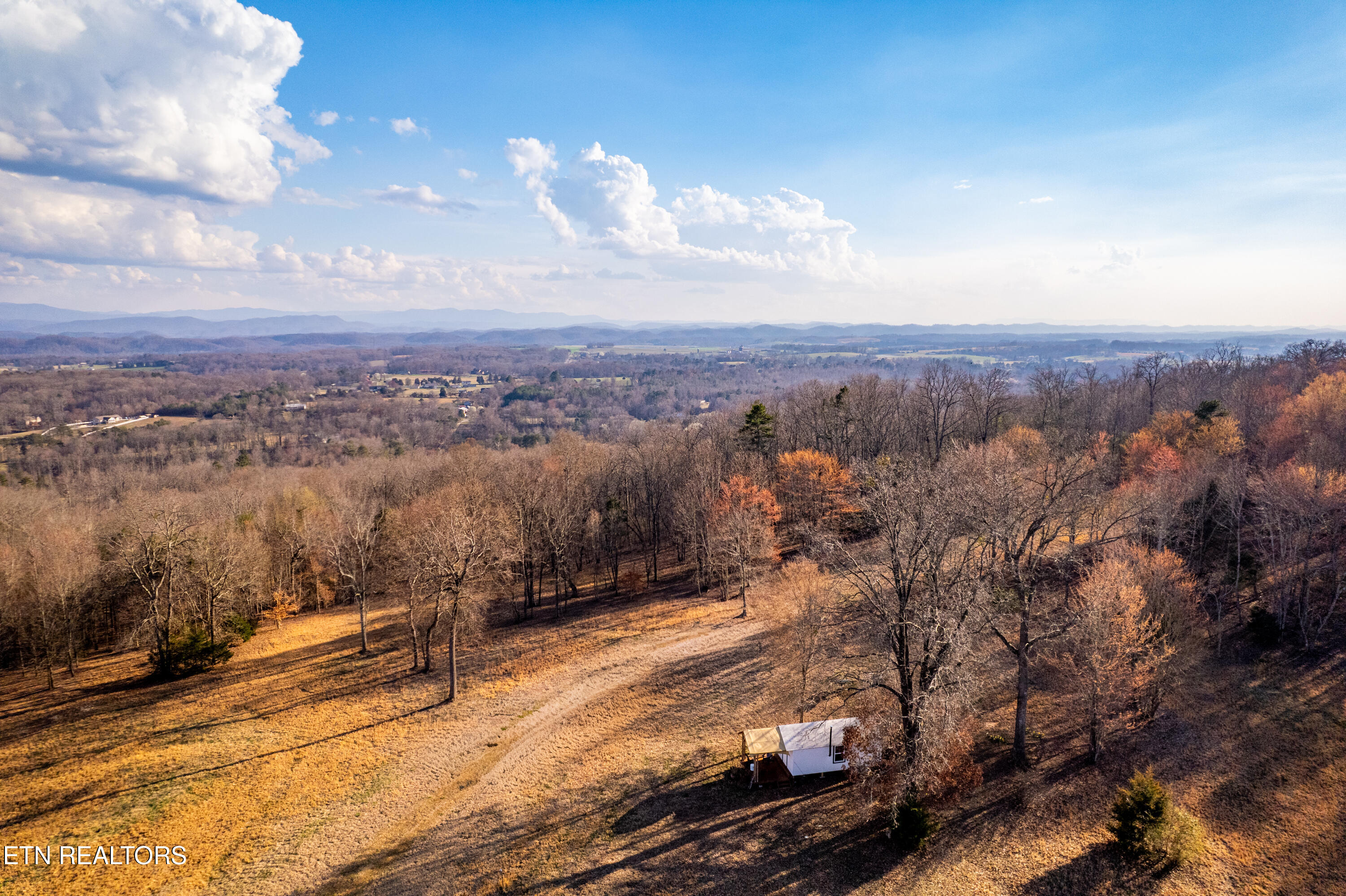 184 Badger Road Madisonville, TN 37354 - Photo 22 of 31 184BadgerRd-37