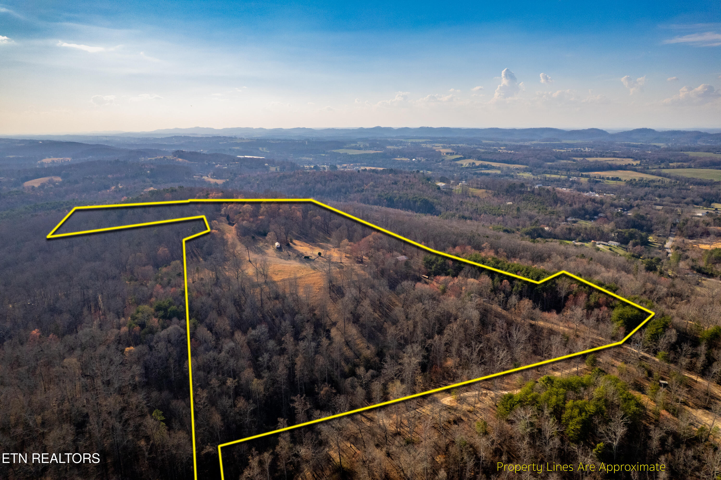 184 Badger Road Madisonville, TN 37354 - Photo 30 of 31 184BadgerRd-7