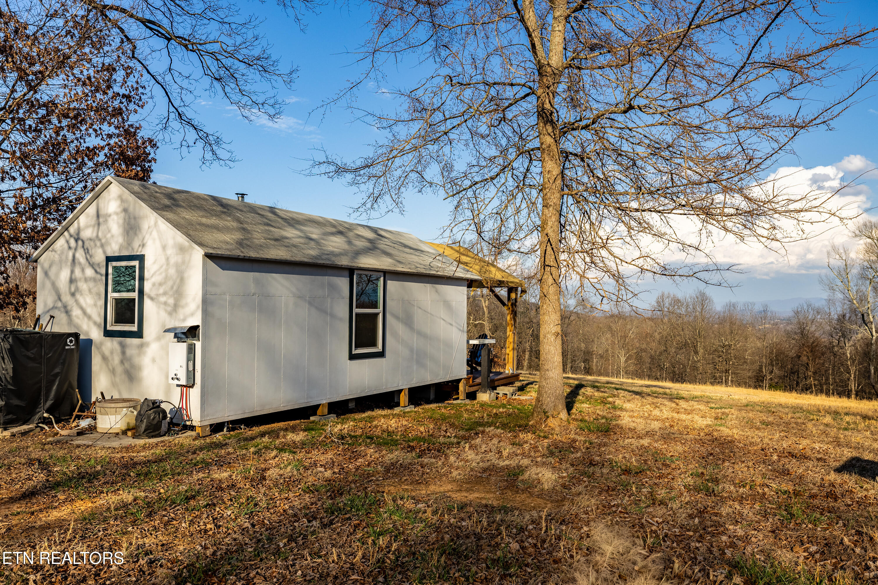 184 Badger Road Madisonville, TN 37354 - Photo 9 of 31 184BadgerRd-52