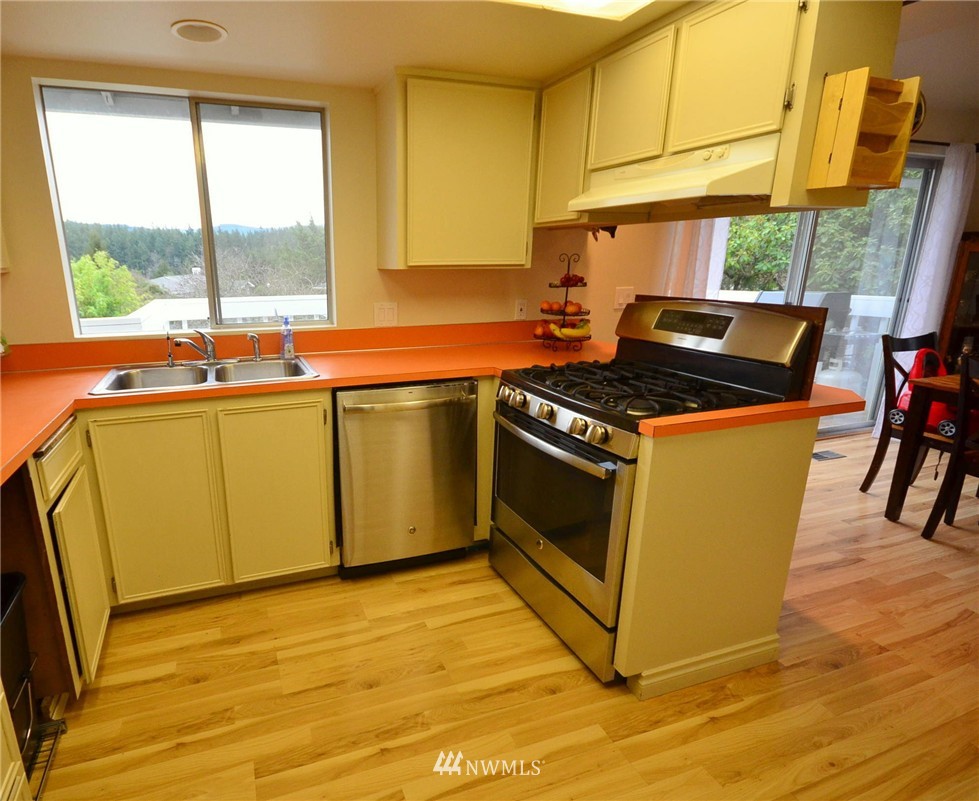 515 Cypress Road Bellingham, WA 98225 - Photo 6 of 20