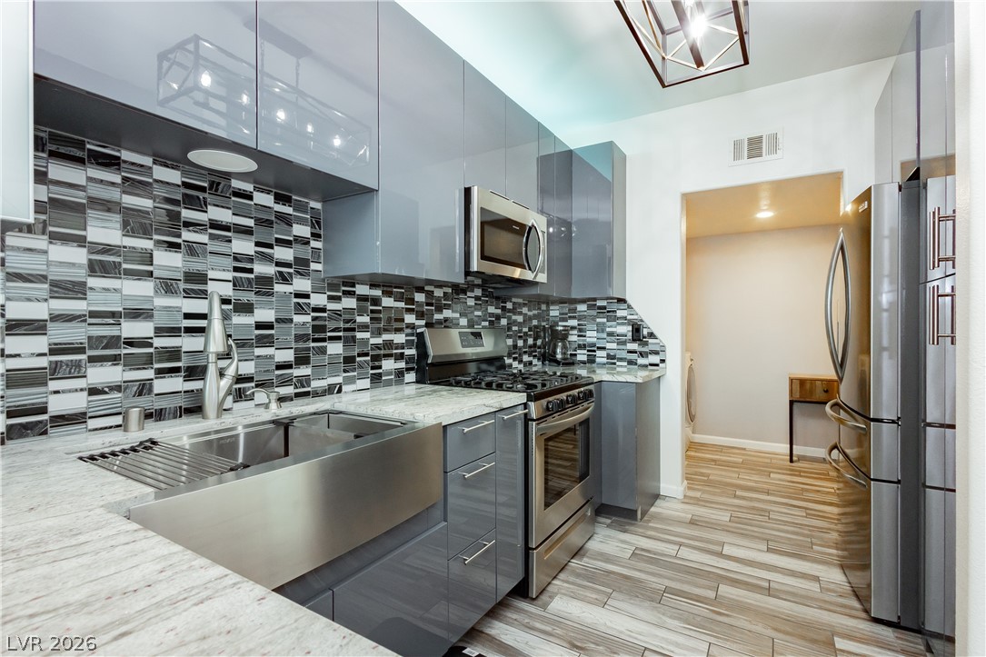 1635 Box Step Drive Henderson, NV 89014 - Photo 4 of 32