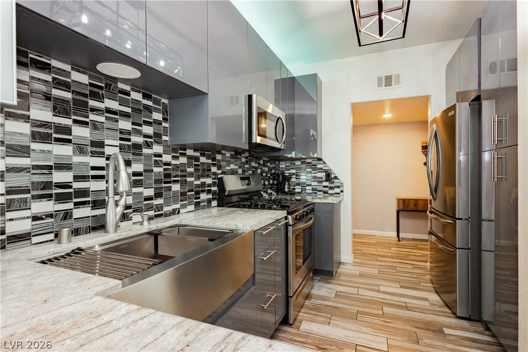 1635 Box Step Drive Henderson, NV 89014 - Photo 5 of 32