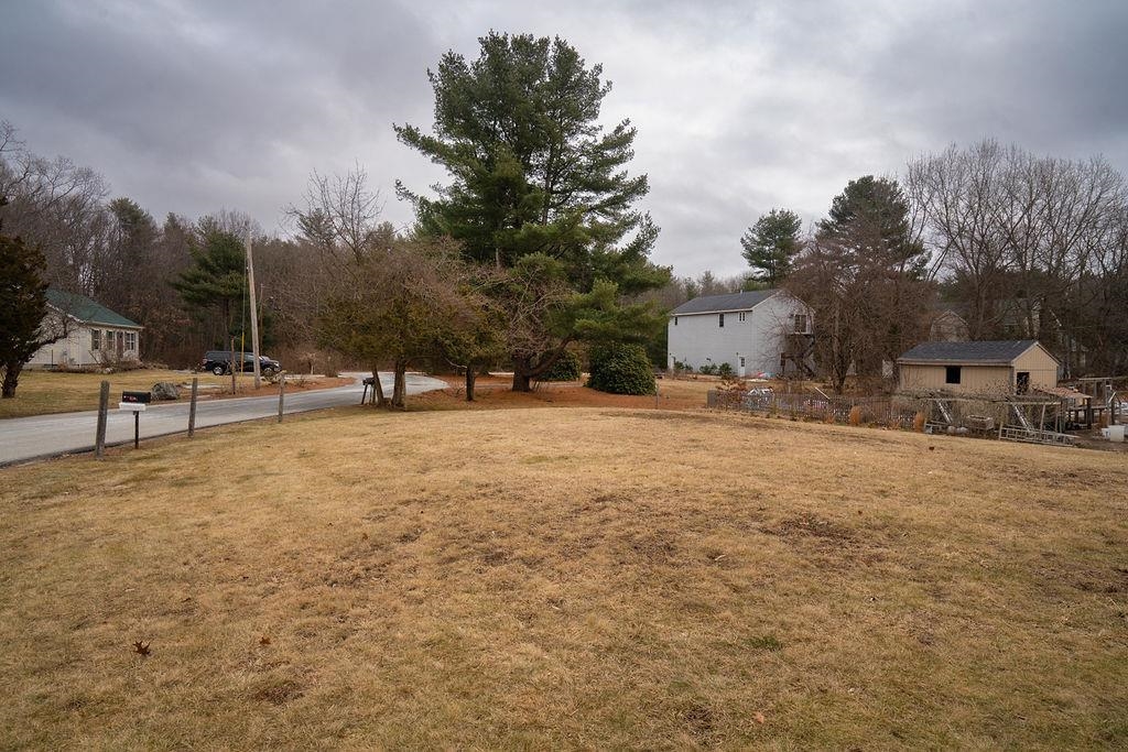 129 Blacksnake Road Seabrook, NH 03874 - Photo 11 of 33