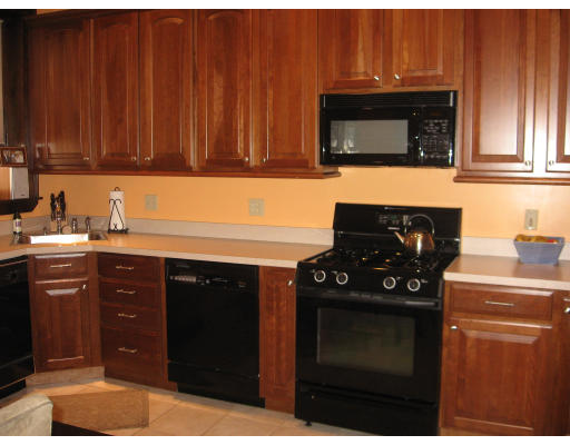 17 Stearns Road, Unit 3 Brookline, MA 02446 - Photo 8 of 10 Gallery Image 8
