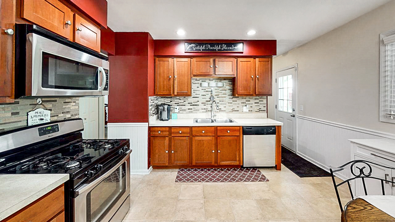 58 Springdale Road Montgomery, IL 60538 - Photo 11 of 28