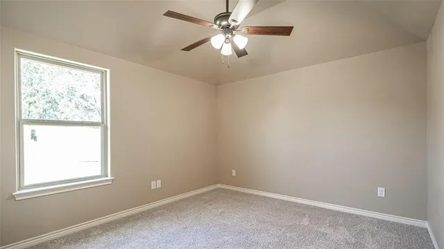 $1,950 | 2510 Smokerise Trail, Granbury, TX 76048