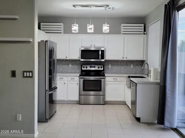 $2,350 | 16838 South Cyan Court, Phoenix, AZ 85048