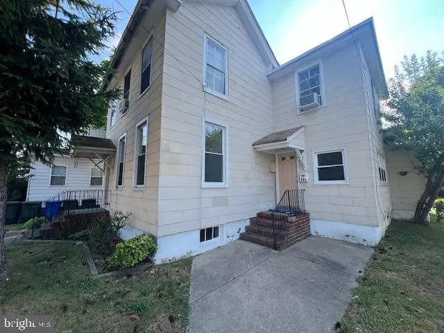 $3,250 | 38 South Main Street, Unit A, Glassboro, NJ 08028