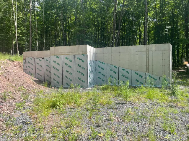 a view of outdoor space with garden