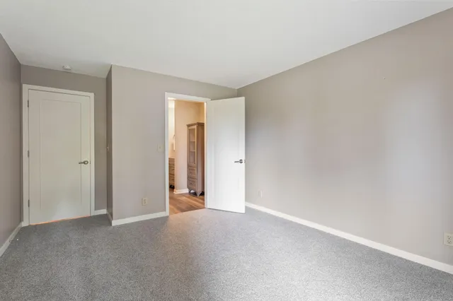 $189,900 | 35 Nathan Lane North, Unit 210, Plymouth, MN 55441