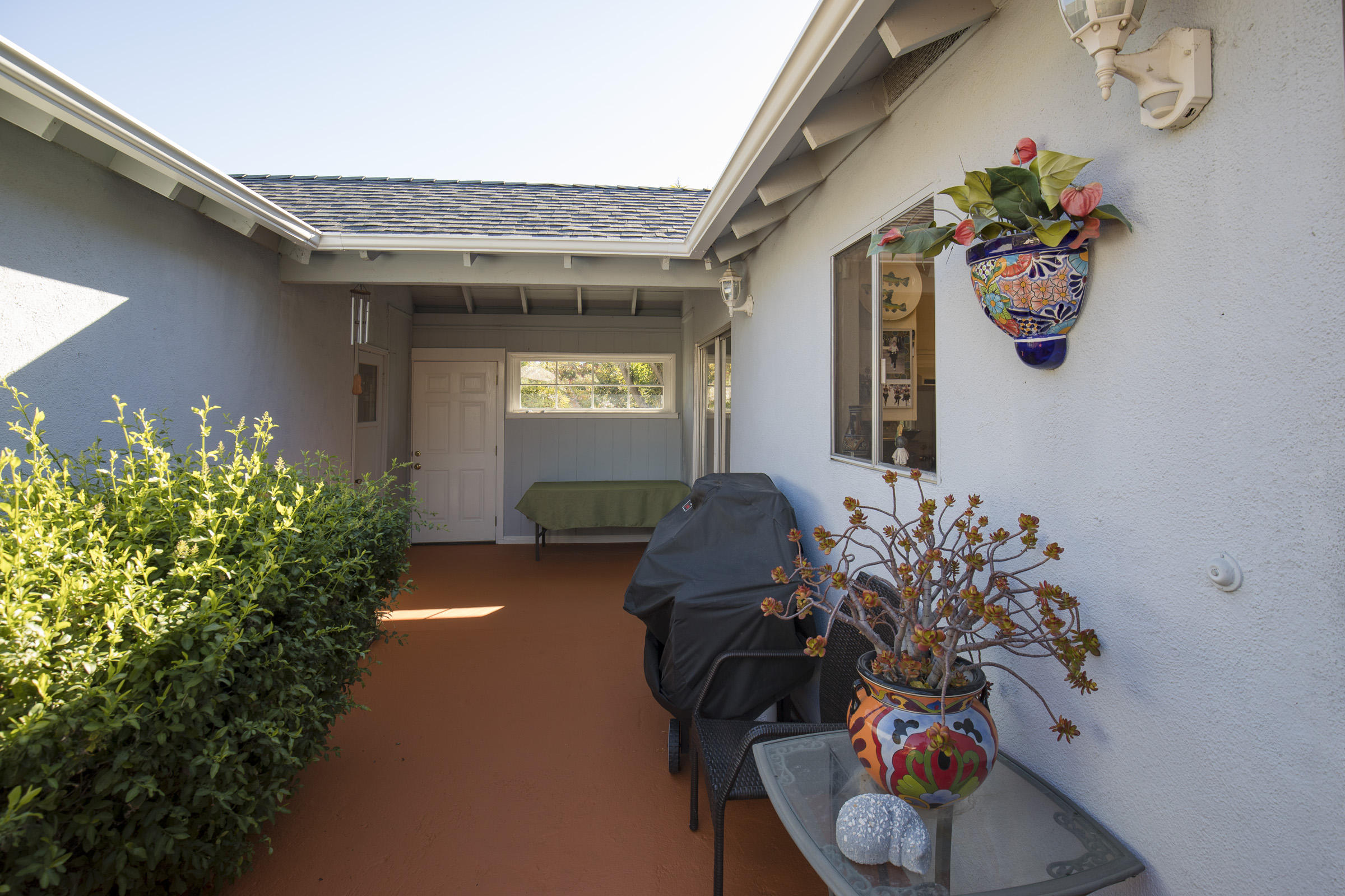 416 Wakefield Road Goleta, CA 93117 - Photo 10 of 21 416 Wakefield_0010