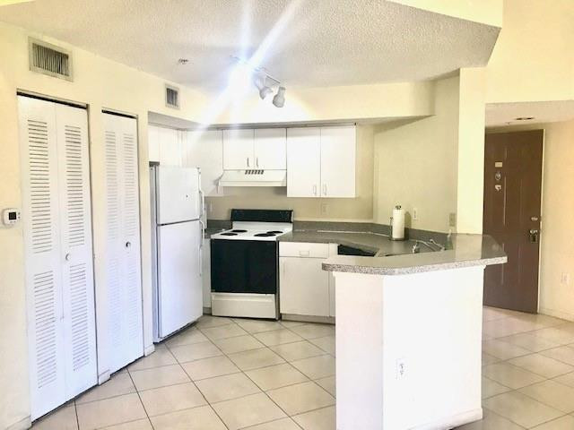 741 North Pine Island Road, Unit 303 Plantation, FL 33324 - Photo 7 of 12 Photo 7