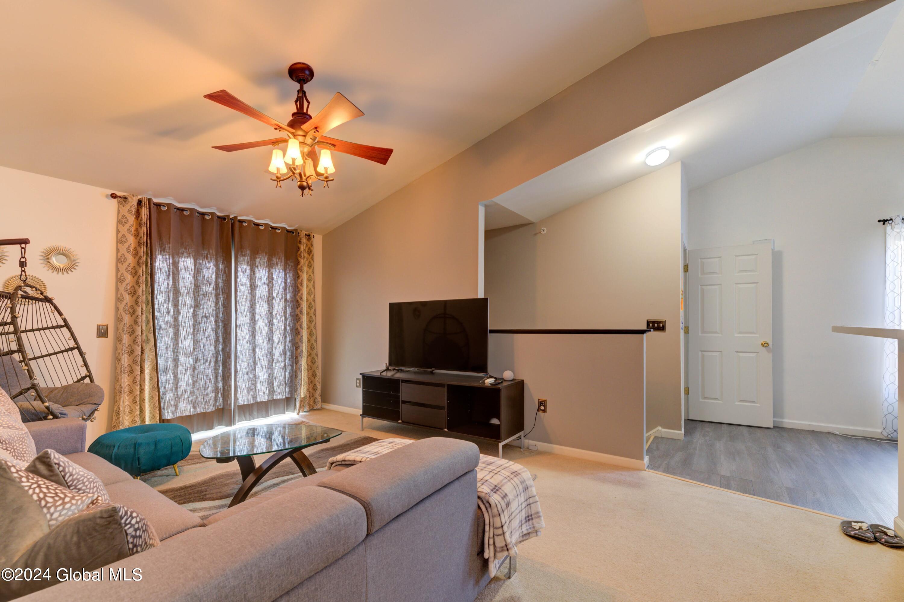 206 Cedar Run Rensselaer, NY 12144 - Photo 21 of 36 10 - CEDAR RUN