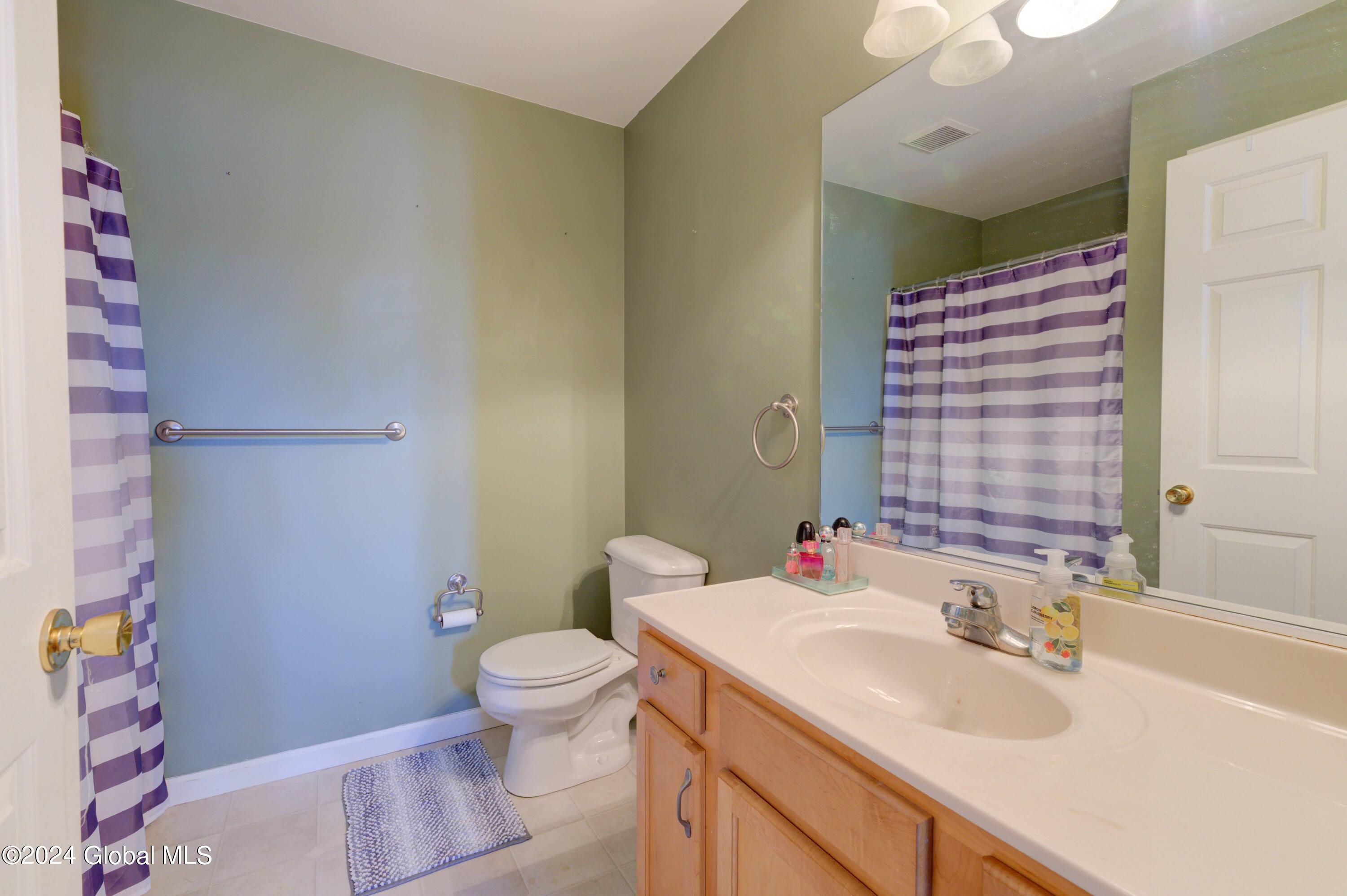 206 Cedar Run Rensselaer, NY 12144 - Photo 26 of 36 1 - laurie