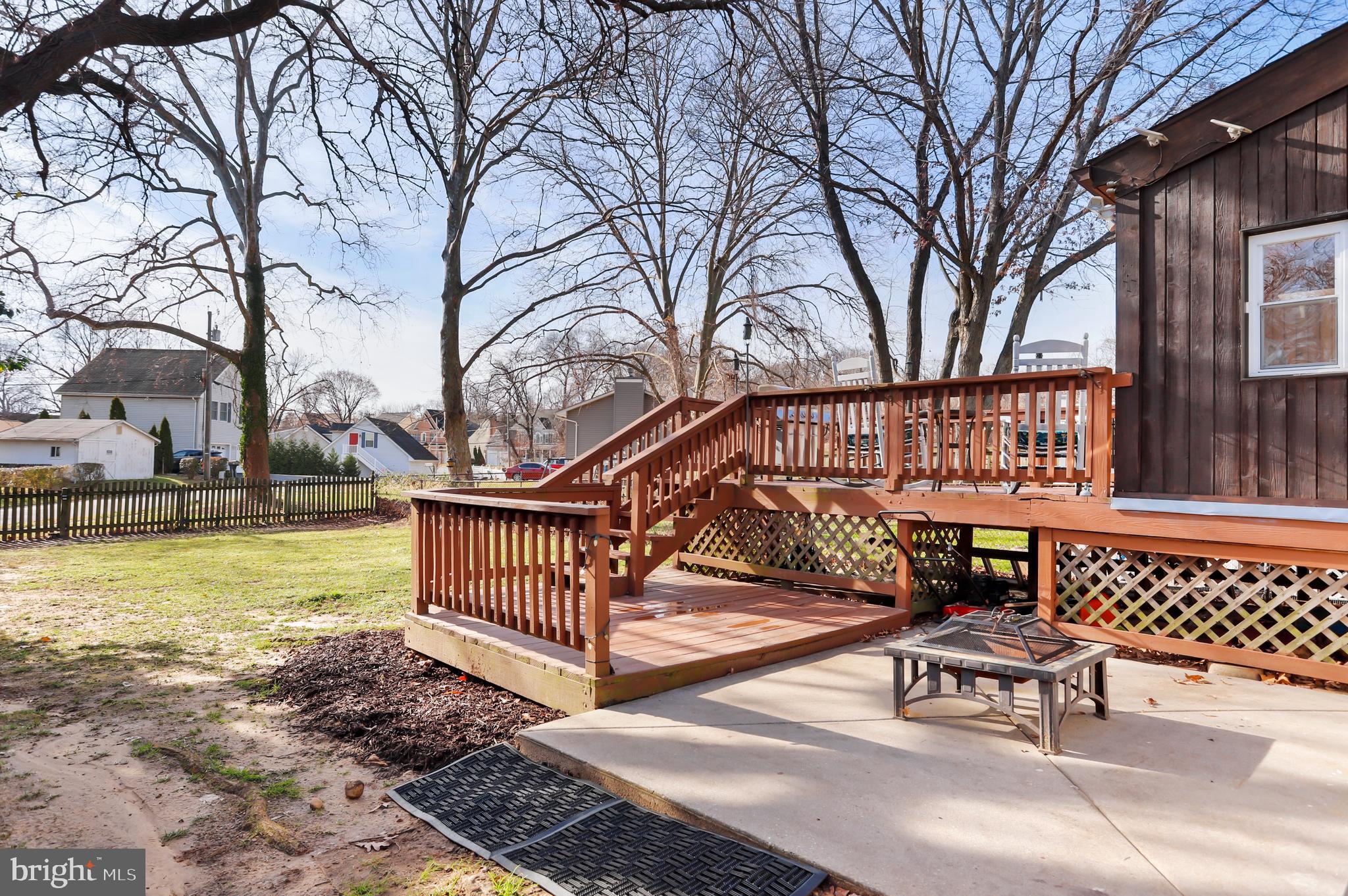 88 Bar Harbor Road Pasadena, MD 21122 - Photo 22 of 42 Multi Level Deck