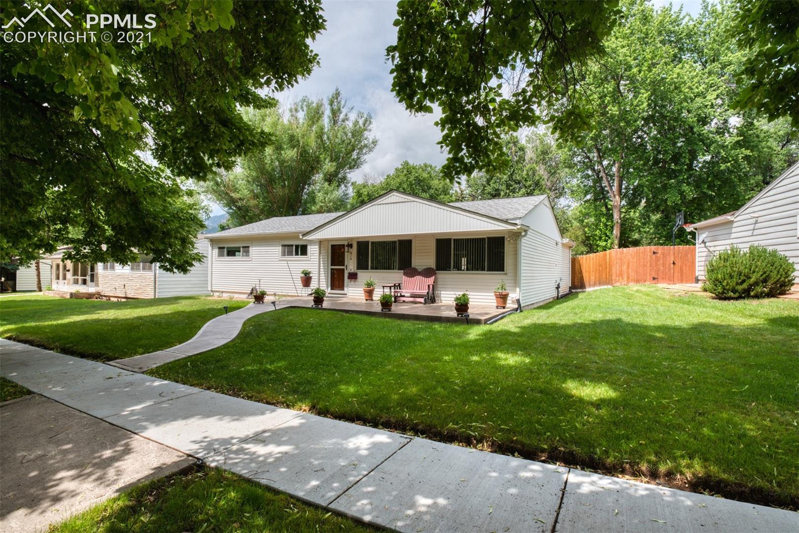 816 Valley Road Colorado Springs, CO 80904 - Photo 1 of 33