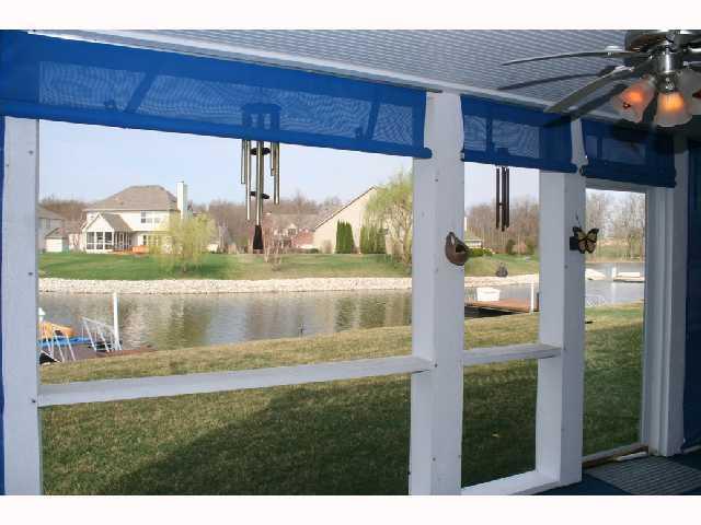 10605 Sunset Point Lane Fishers, IN 46037 - Photo 8 of 10 Gallery Image 8