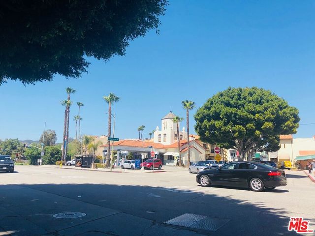 $615,000 | 11750 Sunset Boulevard, Unit 123, Los Angeles, CA 90049