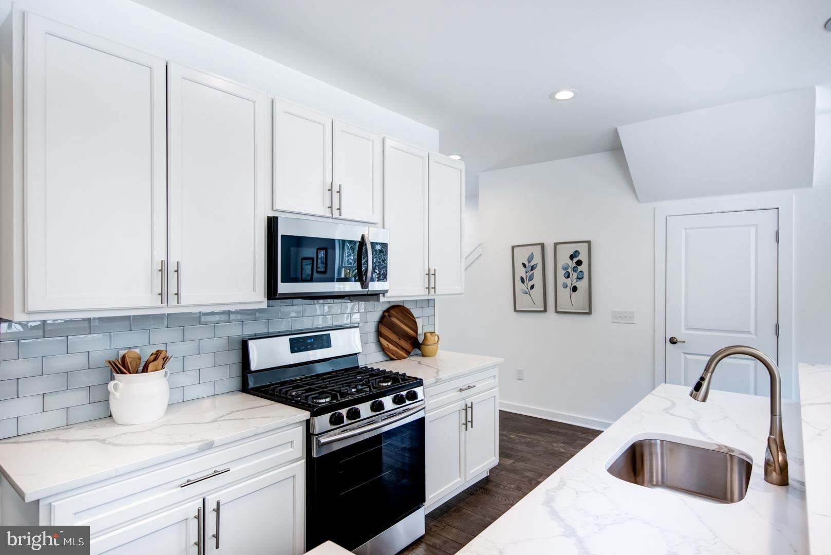 7354 Ridge Avenue, Unit 16 Philadelphia, PA 19128 - Photo 12 of 27