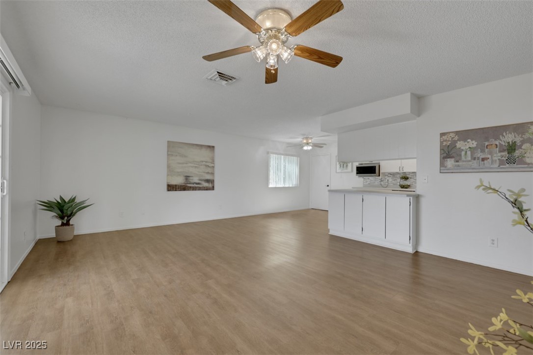 415 Emerald Circle Henderson, NV 89002 - Photo 12 of 65