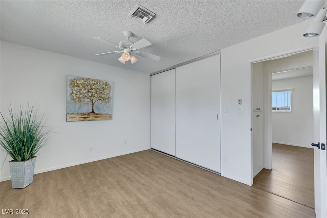 415 Emerald Circle Henderson, NV 89002 - Photo 13 of 65