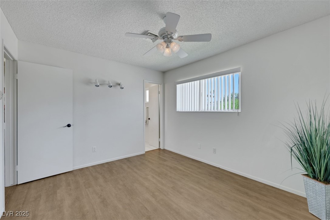 415 Emerald Circle Henderson, NV 89002 - Photo 15 of 65