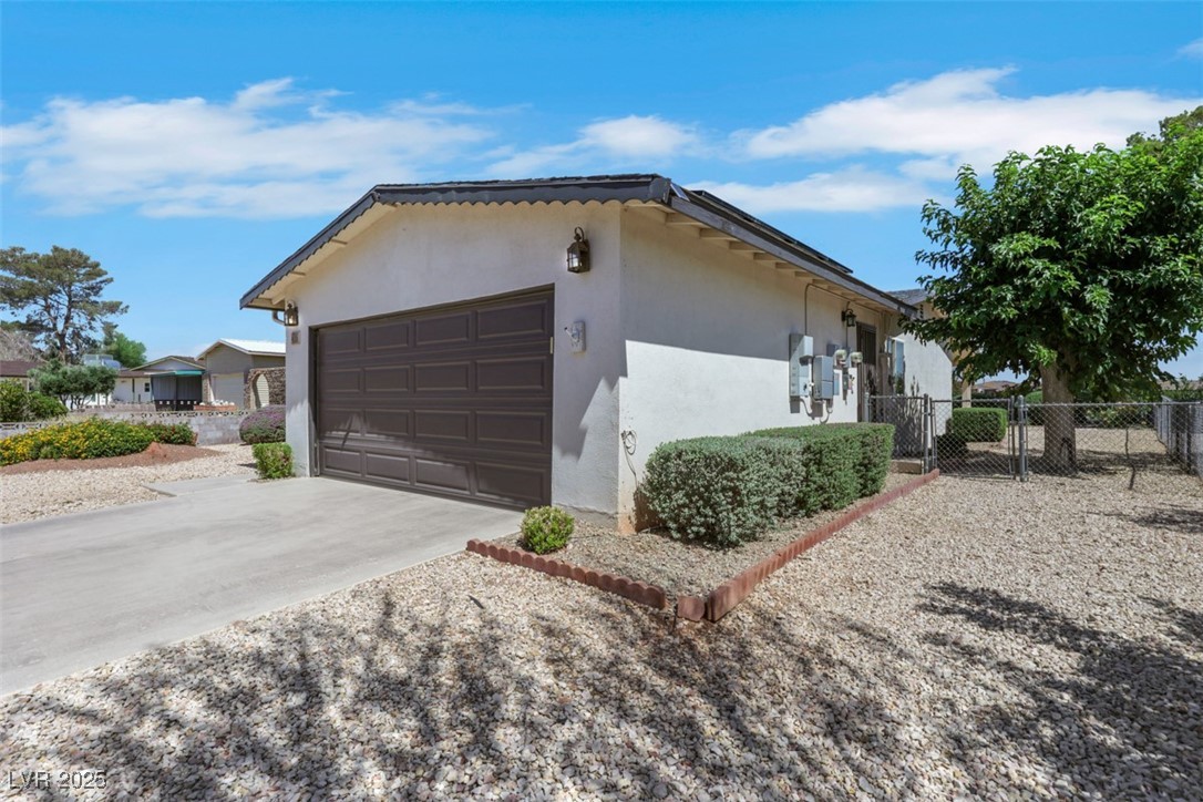 415 Emerald Circle Henderson, NV 89002 - Photo 4 of 65