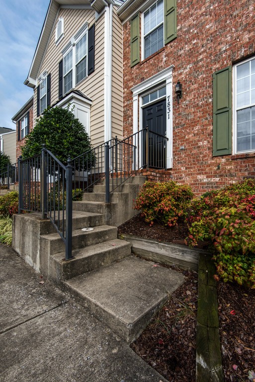 7831 Heaton Way Nashville, TN 37211 - Photo 3 of 35 front view of house