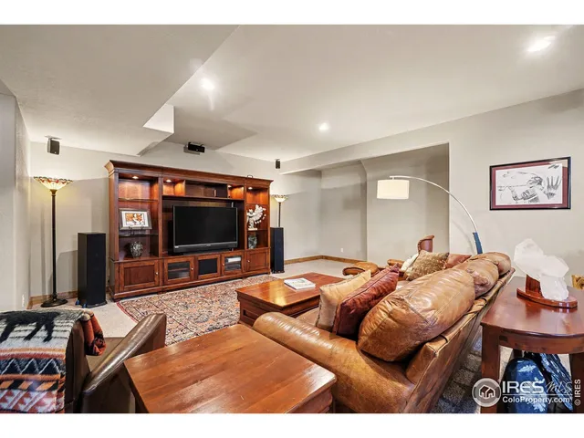 $919,900 | 910 Owl Grove Place, Loveland, CO 80537