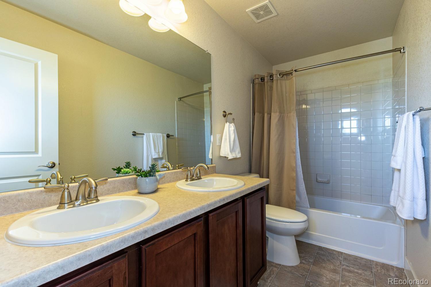 10597 Rutledge Street Parker, CO 80134 - Photo 26 of 29 Gallery Image 26
