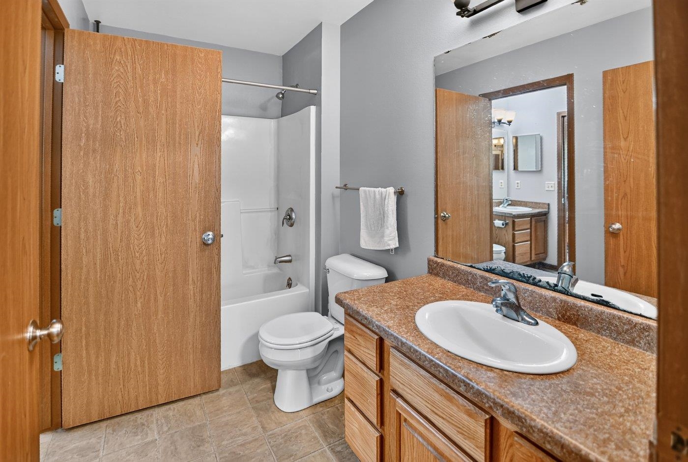 952 Rockefeller Lane Madison, WI 53704 - Photo 14 of 19