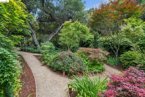 $4,295,000 | 51 Glen Alpine Road, Piedmont, CA 94611