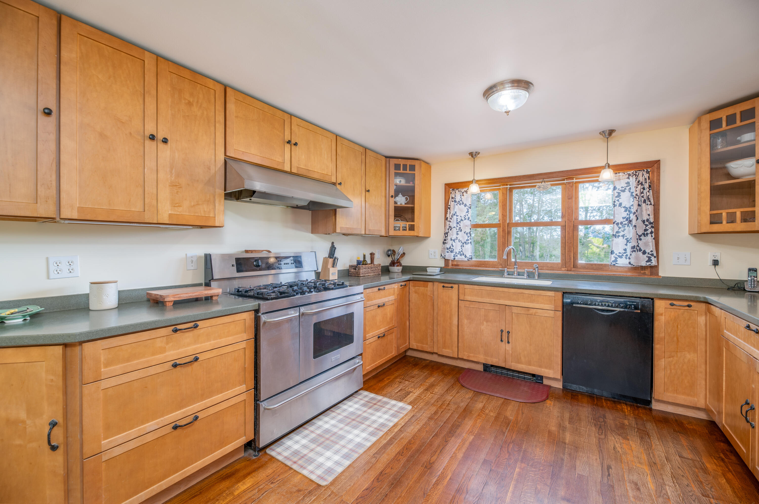716 Silver Lake Road Bucksport, ME 04416 - Photo 36 of 77 Interior1