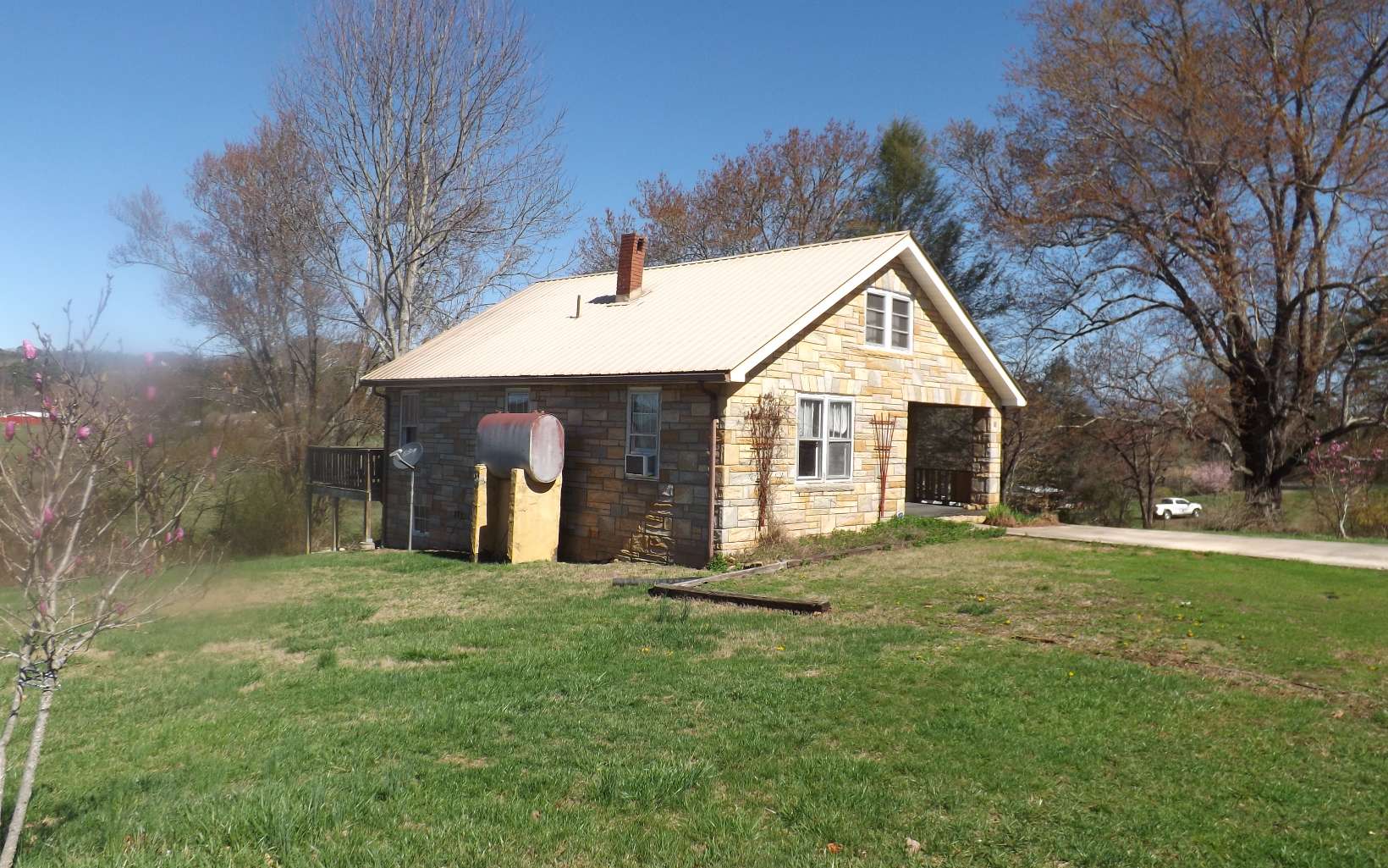 26 W Road Warne, NC 28909 - Photo 12 of 22 Additional View