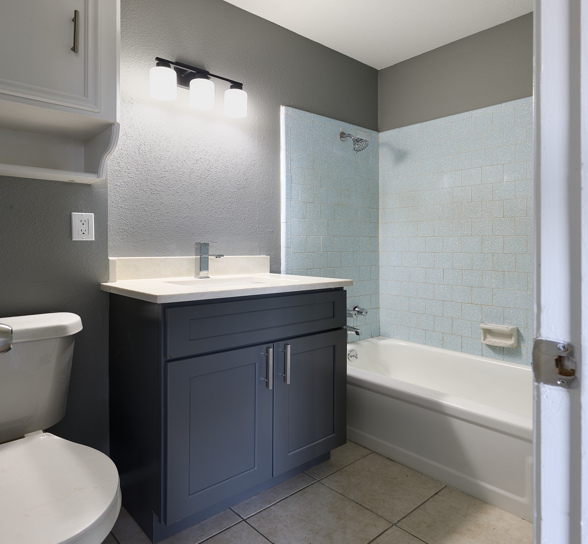 13315 Weiman Road Houston, TX 77041 - Photo 10 of 19 Primary Bath