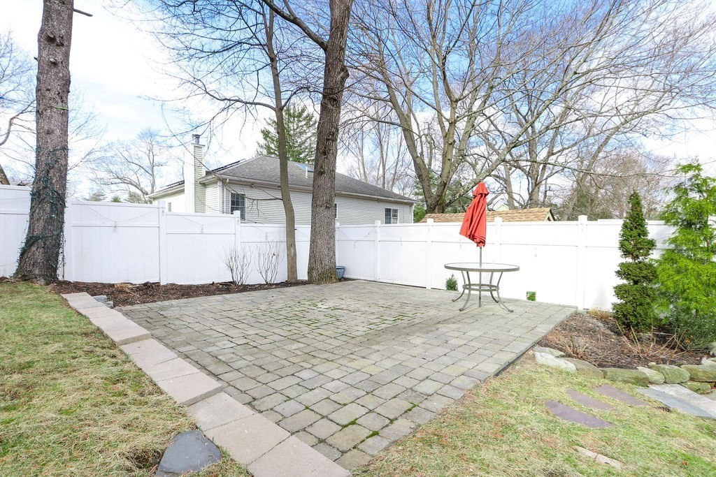 27 Erlandson Road Natick, MA 01760 - Photo 15 of 22 Gallery Image 15